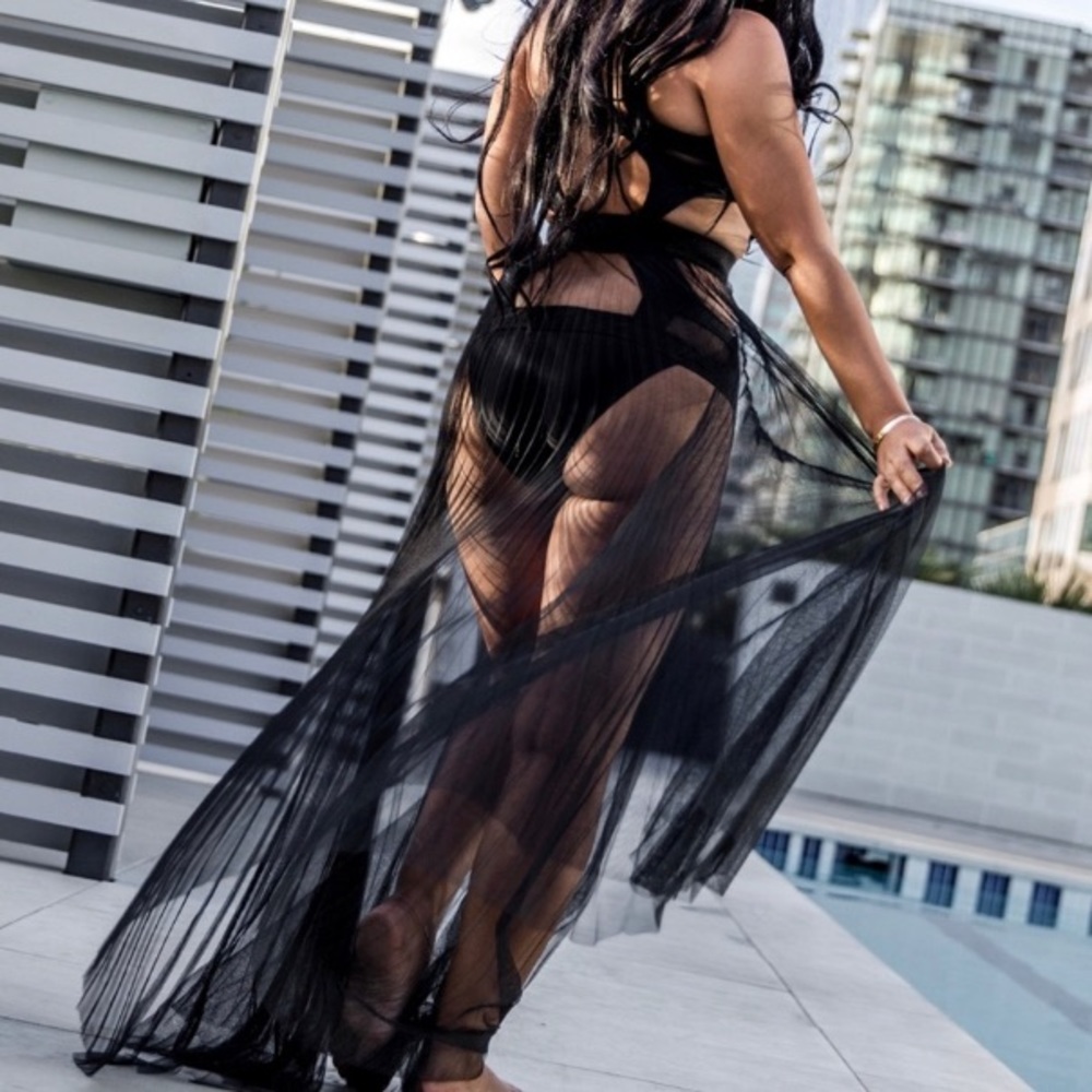 Black Swimsuit - Picture 2 of 5
